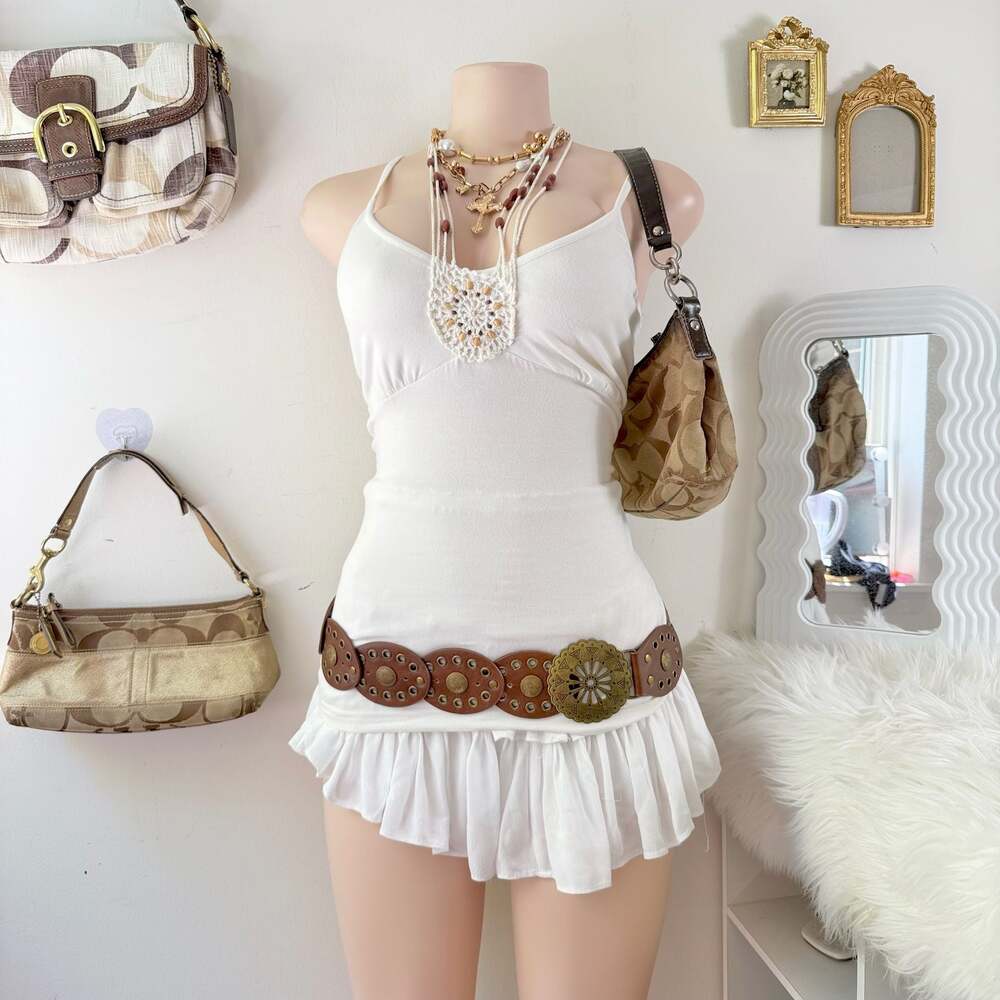 Y2K Yuka whit beaded tank top